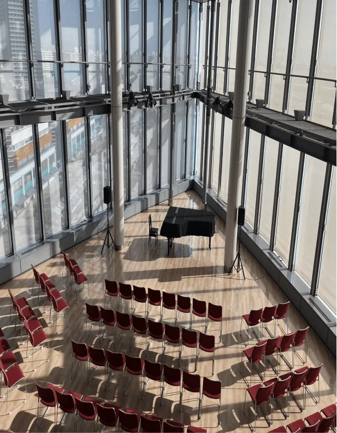 南港サンセットホール