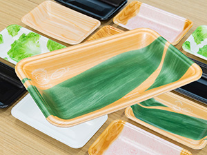 プラスチック食品トレーのリサイクル　プラ板キーホルダーを作ろう！